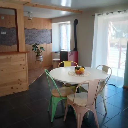 L'atelier Des Couleurs アパート Vagney