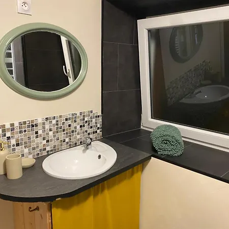 L'atelier Des Couleurs アパート